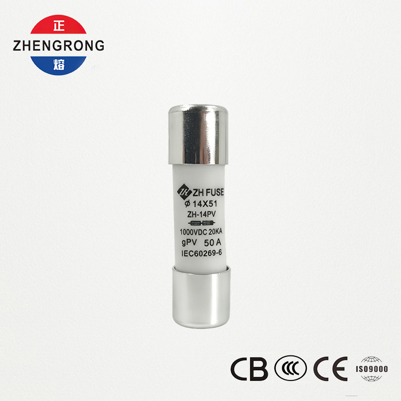 Aangepaste 14 * 51 50A zonnepaneel-resetzekeringverbindingen voor fotovoltaïsche zonne-energie